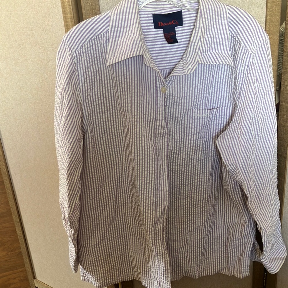 FINAL MARKDOWN Denim&Co Purple seersucker Striped Shirt medium